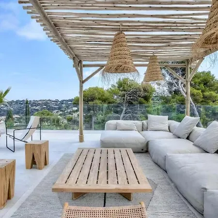 Cannes Luxury